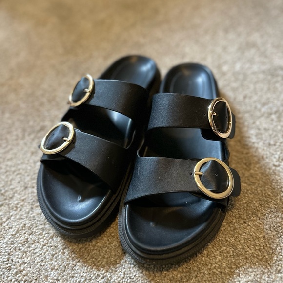 Banana Republic Black Sandals with Gold Accents - Picture 2 of 3
